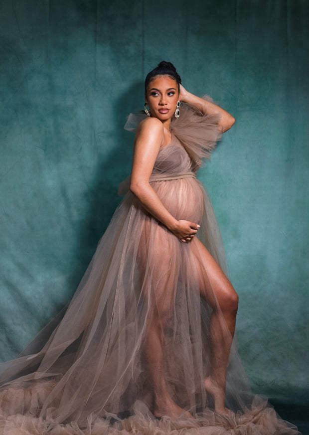 Chrissie Maternity Robe - Eptá Maternity Rentals
